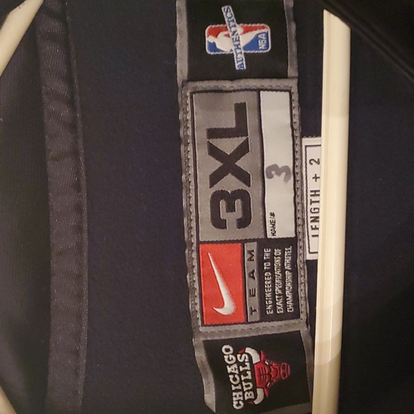 Game worn tyson Chandlers rookie warmup suit! #2 draft pick - Picture 3 of 7